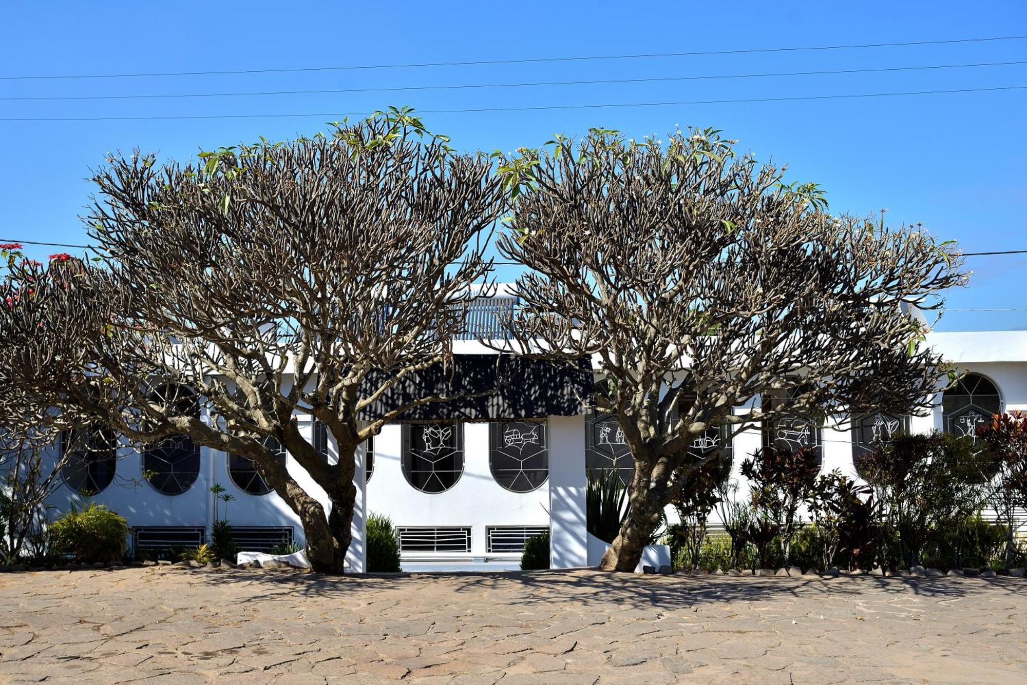Riviera Garden Hotel Antananarivo Exterior photo